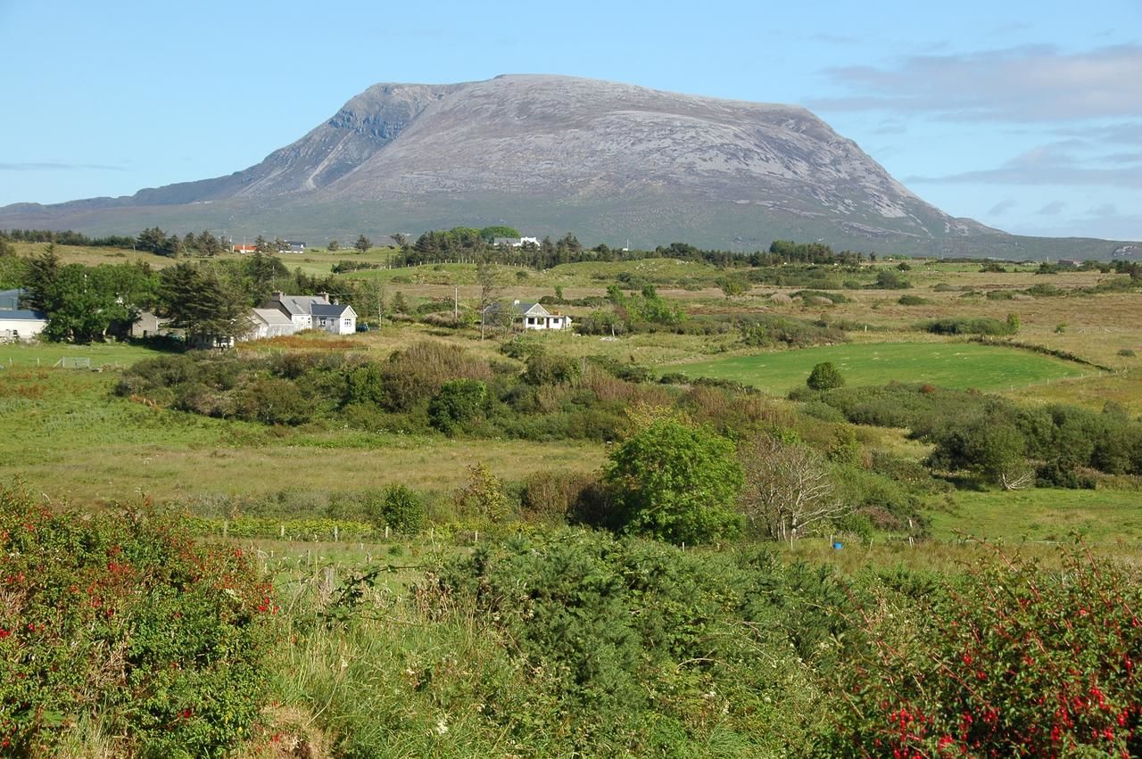 Отель Óstán Loch Altan Cashel Hill